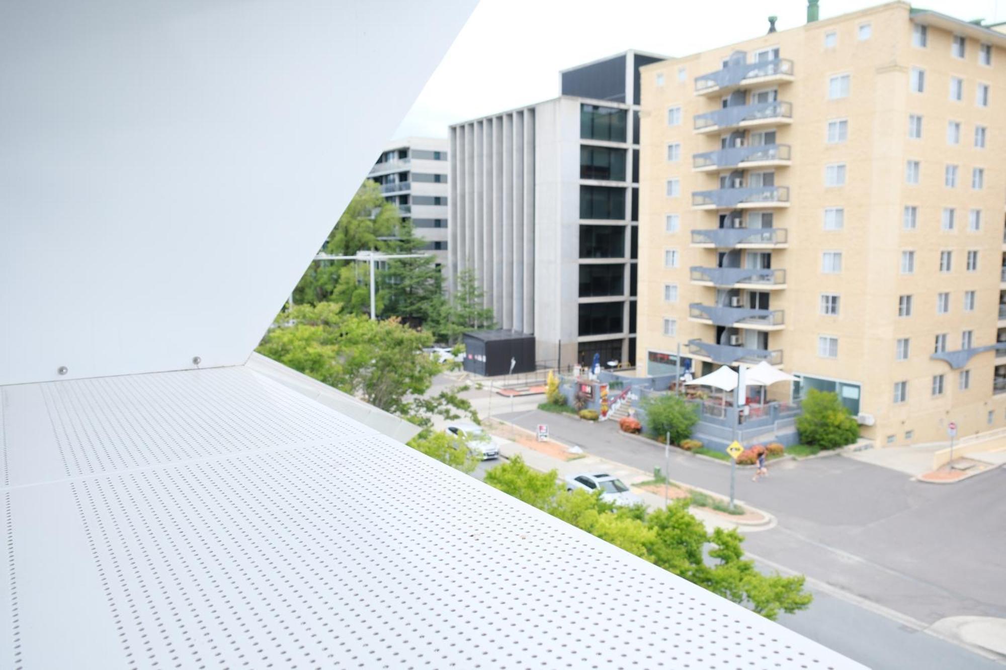 Ferienwohnung Cbd Japanese Retreat 2Br 1P Brekky Wifi Netflix Canberra Exterior foto